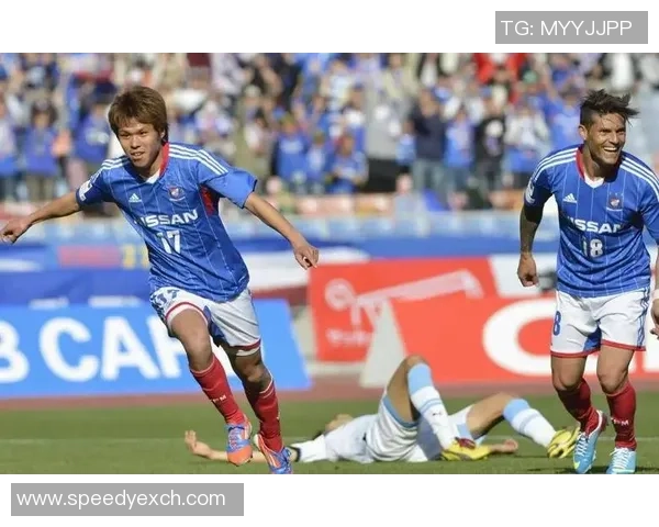 墨尔本骑士与诺夫克特的精彩对决揭示了足球战术的博弈与激情 墨尔本骑士与诺夫克特的精彩对决揭示了足球战术的博弈与激情