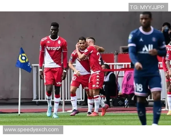 布雷斯特主场迎战巴黎日耳曼争夺法甲积分榜重要战役